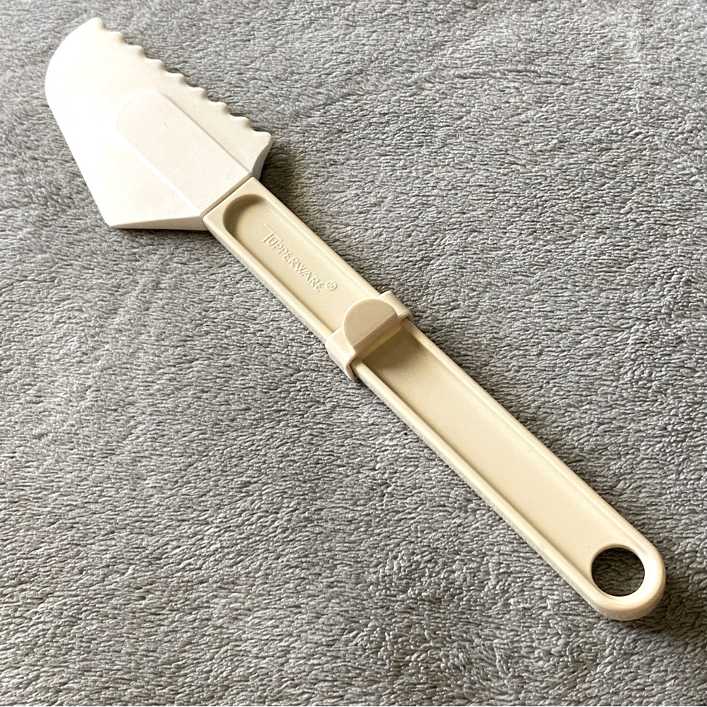 Tupperware Spatula